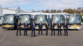 Koninklijke Beuk, 5 nieuwe touringcars, Setra, chauffeurs en directie