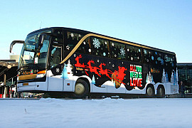 Bestickerde Bus