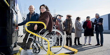 Wheelchair rtransport per luxurious wheelchair coach Royal Beuk