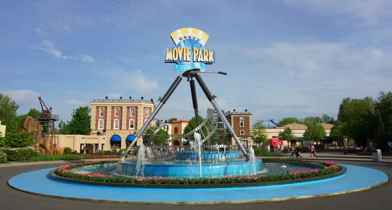 Koninklijke Beuk, Schoolreisje, Moviepark Germany