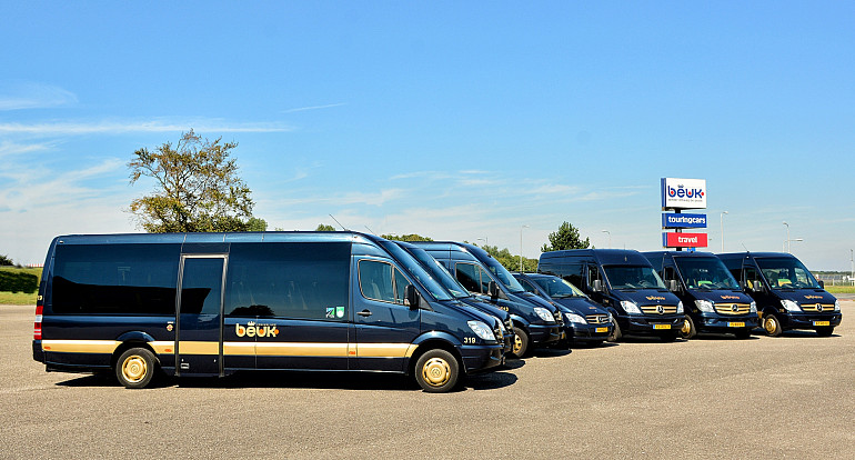 Royal Beuk, Comfort Class transport, mini van