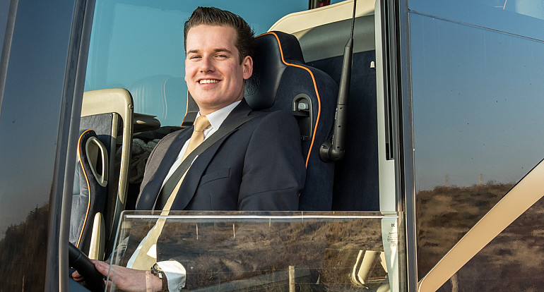 Koninklijke Beuk, Comfort Class vervoer - Stijlvolle standaard, chauffeur