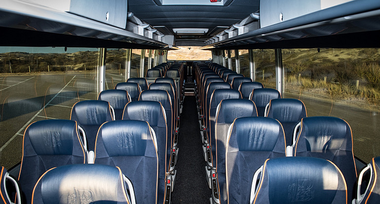 Royal Beuk, Royal Class bus trips, Royal Class armchairs