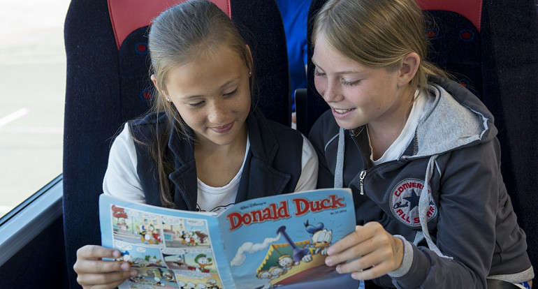 Schoolreisjes met de bus van Beuk, schoolbus huren