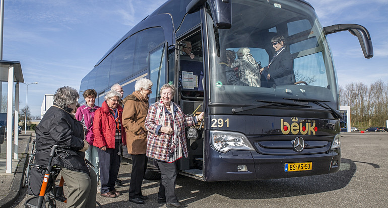Seniorenreizen, senioren busreis, Koninklijke Beuk