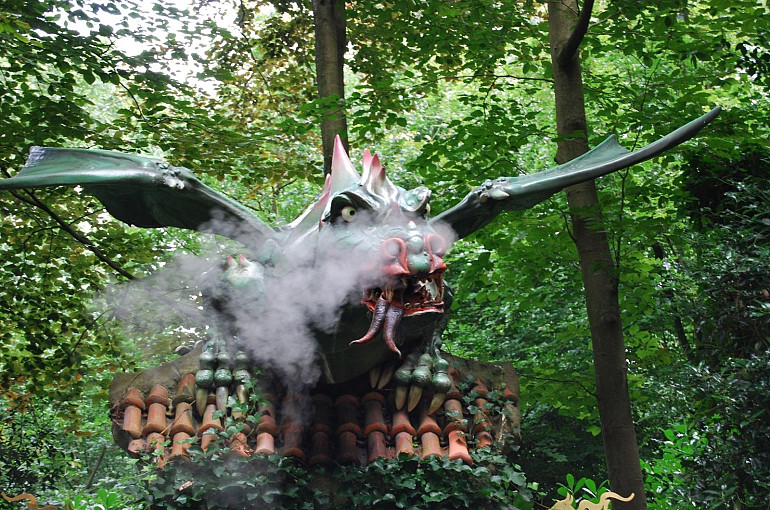 Koninklijke Beuk, Schoolreisje, Efteling, Sprookjes draak