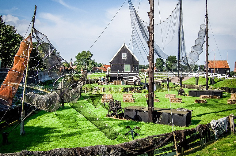 Royal Beuk, Group Travel, DMC, Holland - Giethoorn, Enkhuizen and reclaimed land