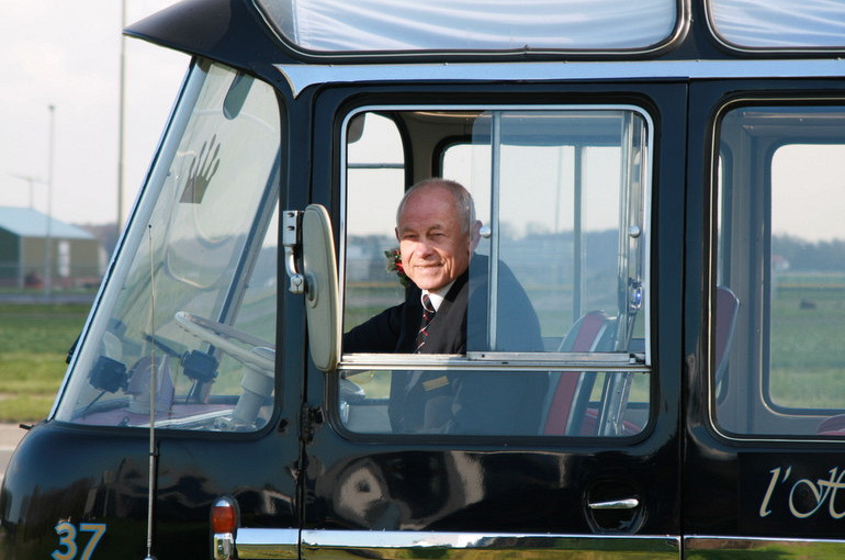 Koninklijke Beuk, VIP vervoer - VIP l'Histoire, chauffeur