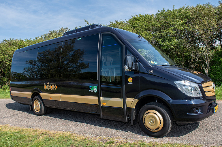Royal Beuk, Comfort Class transport, mini van