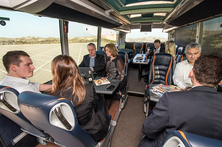 Koninklijke Beuk, VIP vervoer, VIP Esperance, on board catering