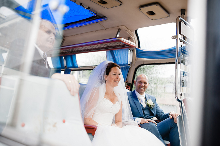 Trouwvervoer, Koninklijke Beuk, All you need is love bus