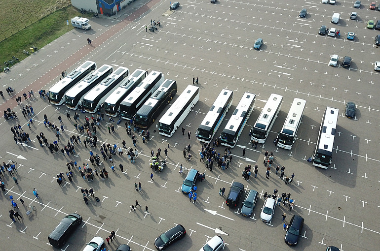 Koninklijke Beuk, Supportersvervoer, supportersbus