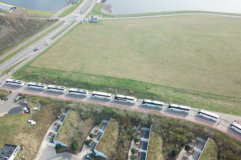 Koninklijke Beuk, Supportersvervoer, supportersbus