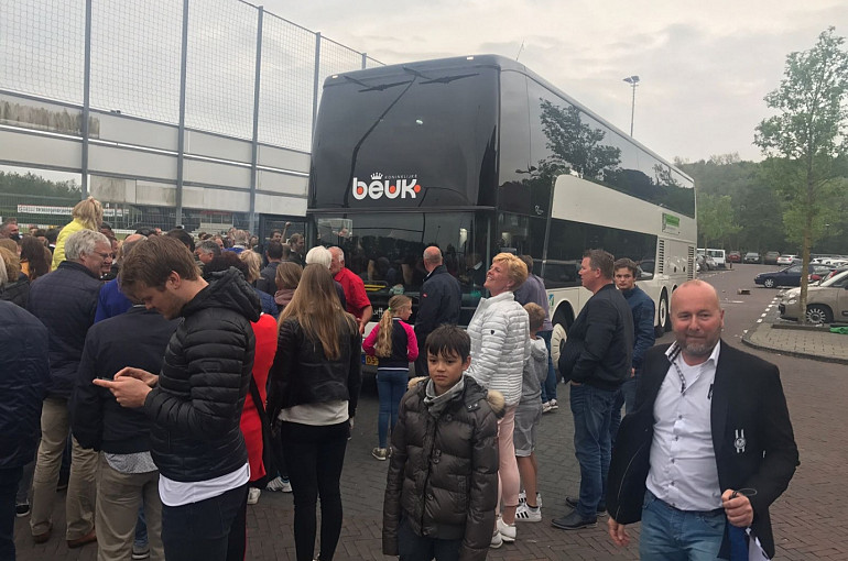 Koninklijke Beuk, Supportersvervoer, supportersbus, SJC Kampioen 2017 2018