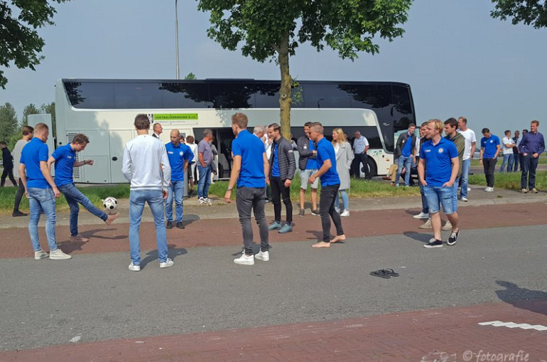 Supportersvervoer, Koninklijke Beuk