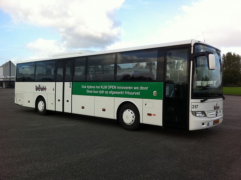 Frituurvet als brandstof, KLM en Beuk, touringcar 317