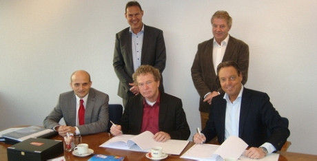 Maris College en Koninklijke Beuk tekenen contract